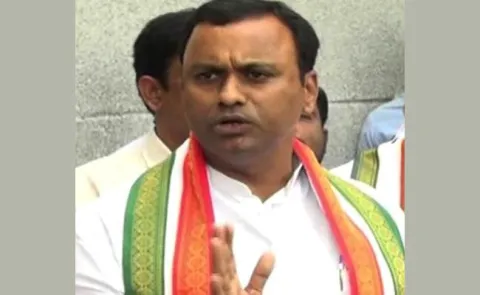 Komatireddy Rajagopal Reddy Comments about Congress Leadership - Sakshi
