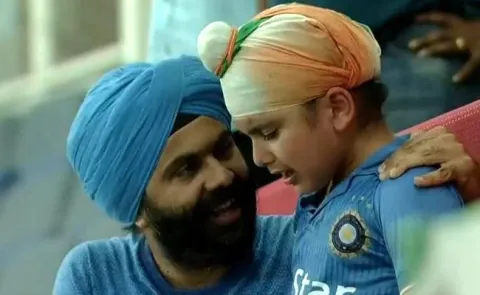 Watch- Little Indian fan crying after tie against Afghanistan makes Twitter emotional - Sakshi