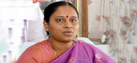 Konda Surekha to Join Congress Party? - Sakshi