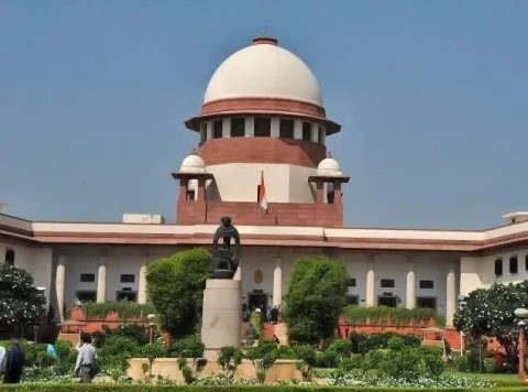 Supreme Court Dismiss Margadarsi Financiars Petition - Sakshi