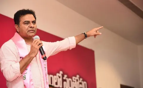 KTR Fires On Congress Leaders And Mahakutami - Sakshi