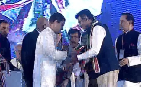 Konda Vishweshwar Reddy Join In Congress - Sakshi