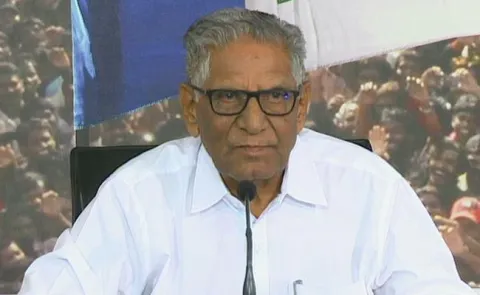 Ummareddy Venkateswarlu Slams Pawan Kalyan - Sakshi