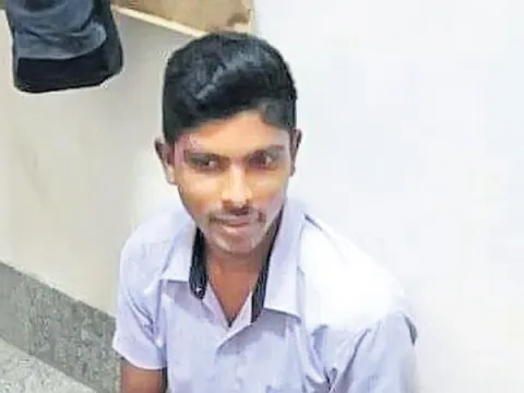 New Twist in Murder Attempt On YS Jagan  - Sakshi