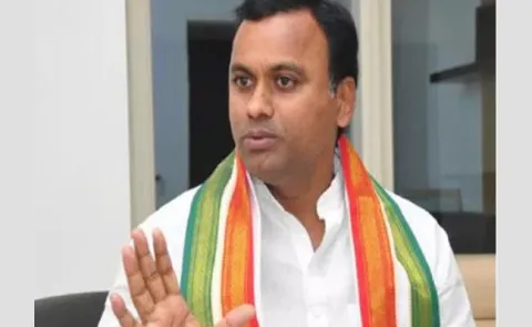 Komatireddy Rajagopal Reddy Supports Chirumarthi Lingaiah - Sakshi