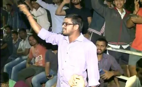 andhra university: students protest at andhra university against hostels - Sakshi