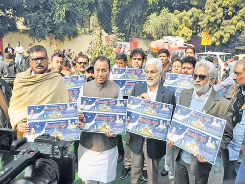 YSR Congress Party Leaders Vanchana Pai Garjana At Delhi Today - Sakshi