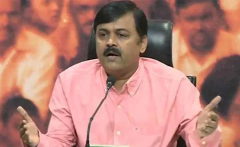 BJP MP GVL Narasimha Rao Slams Chandrababu In Twitter Over Steel Plant Issue - Sakshi