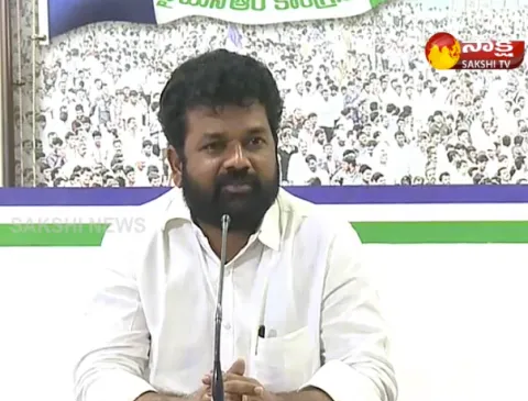 YSRCP leader nandigam suresh slams jc diwakar reddy - Sakshi