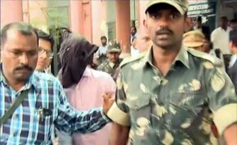 NIA court was angry on SIT Over Murder Attempt On YS Jagan Case - Sakshi