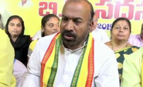 TDP MLA Prabhakar Chowdary Fires On JC Diwakar Reddy - Sakshi