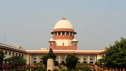 Sc notice to central on 10% Ebc reservation - Sakshi