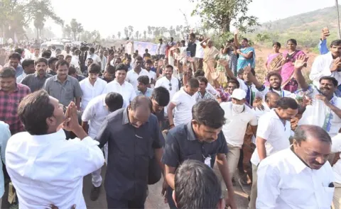 Day 339 of Praja Sankalpa Yatra begins - Sakshi