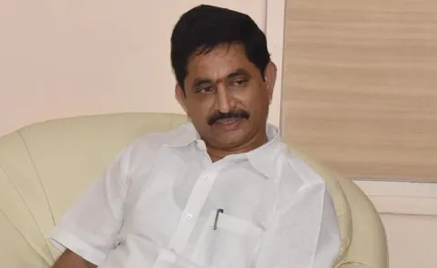 Vote For Note Case ED Issues Notice To Vem Narender Reddy - Sakshi