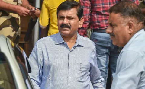 CBI M Nageswara Rao Guilty Of Contempt; Supreme Court's Unusual 'Punishment' - Sakshi