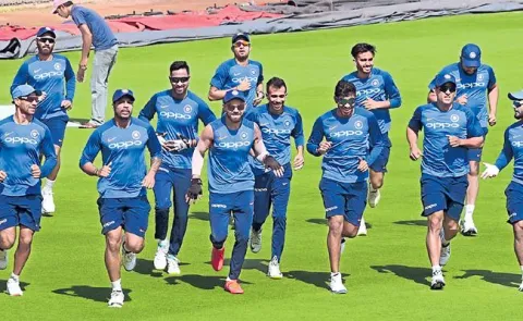 India vs Australia First T20 Match in Visakhapatnam - Sakshi