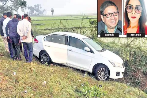 Police said Jayaram had recently transferred Rs 4.5 crore to Rakesh Reddy - Sakshi