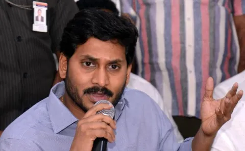 YSRCP Media Cell Invites All Media Personalities To Attend YSRCP Samara Shankaravam - Sakshi