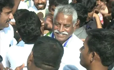 Vepakunta Rajanna Joins YSRCP - Sakshi
