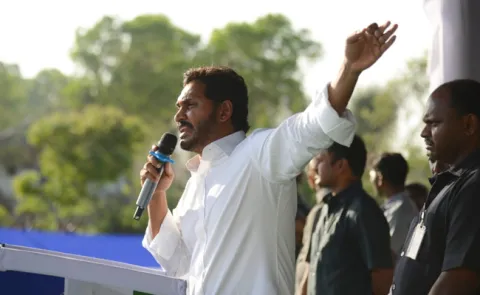 YS Jagan Speech At YSRCP Samara Shankaravam In Kakinada - Sakshi