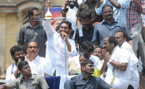 YS Jagan Questions Chandrababu Naidu - Sakshi