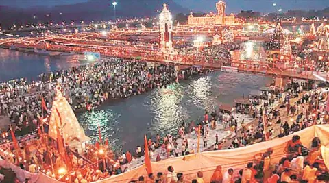 Kumbh Mela concludes today, devotees take last dip at Sangam - Sakshi
