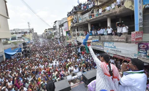 Ys Sharmila Speech At Tanuku Public Meeting - Sakshi