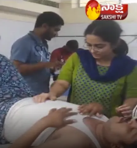 TDP Leaders attacks on ysrcp activists in chandragiri - Sakshi