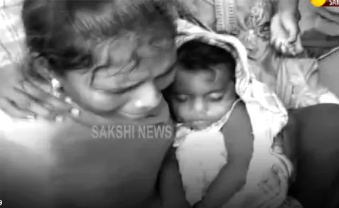 Child Died by Hit MLA Seethakka Vehicle in Mulugu District - Sakshi