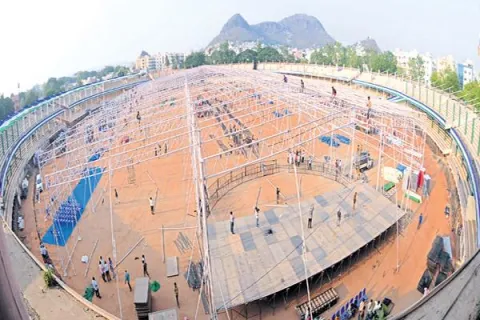 Huge response on YS Jaganmohan Reddy Swearing In Ceremony - Sakshi