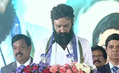 Kodali Nani Takes Oath As AP Cabinet Minister - Sakshi
