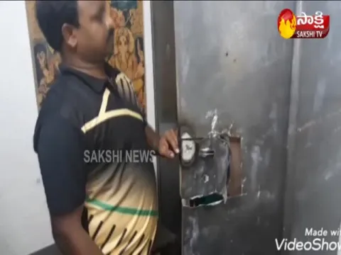 Big Robbery In Sangam Dairy 