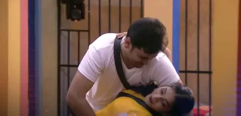 Bigg Boss 3 Telugu Chalo India Task For Housemates - Sakshi