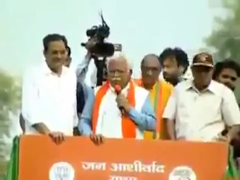 Haryana CM Manohar Lal Khattar Threatens To Behead Aide,Blames Congress