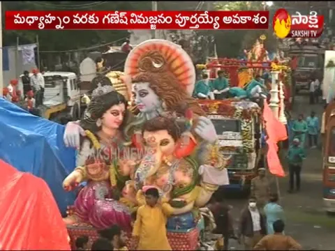 Ganesh immersion continuous in tank bund