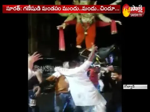  Drunk ,Dancing Infront of Ganesh Idol in Surat