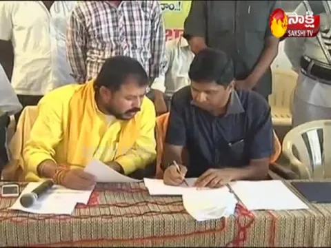 Chintamaneni Prabhakar Still Absconding From Denduluru