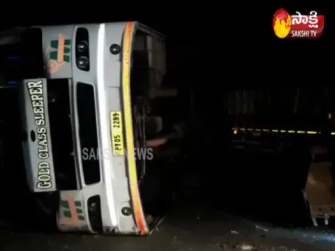 Bus Rolled Over On Road By Excess Speed
