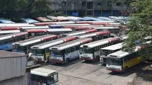 TSRTC strike continues for sixth day in Telangana 