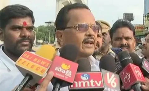 TSRTC Strike : Motkupalli Narasimhulu Slams KCR