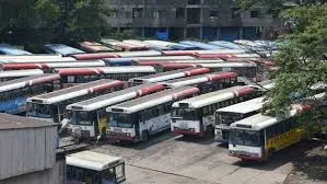 TSRTC employees call for Telangana bandh