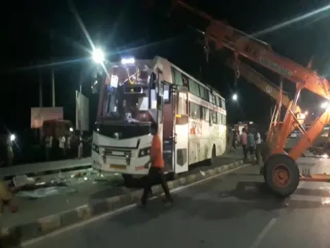 Six killed in separate road accidents 