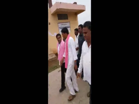 TRS Leader Saidi Reddy Cast His Vote