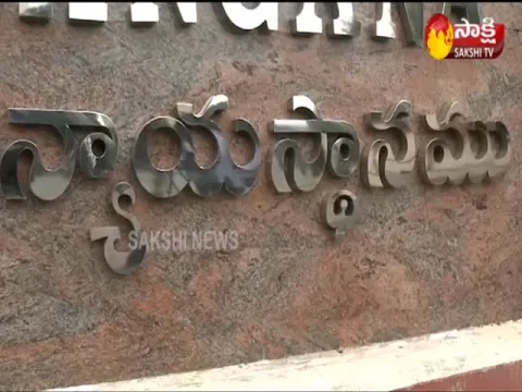  Telangana High Court Fires On IAS Officers Over Dengue Victims Problems - Sakshi