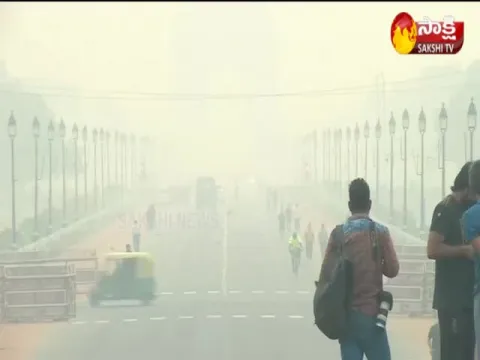 Delhi air quality dips to very poor on Diwali 