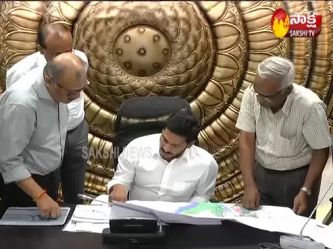 YSRCP Government Plan To Connect Godavari and Krishna Rivers