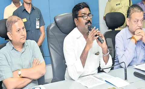 Telangana Government Warns RTC Employees To Withdraw Strike