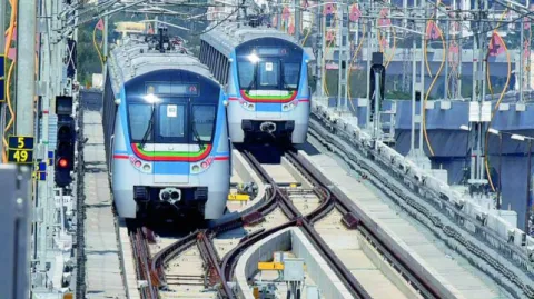 Hyderabad Metro trains to continue late night operations - Sakshi