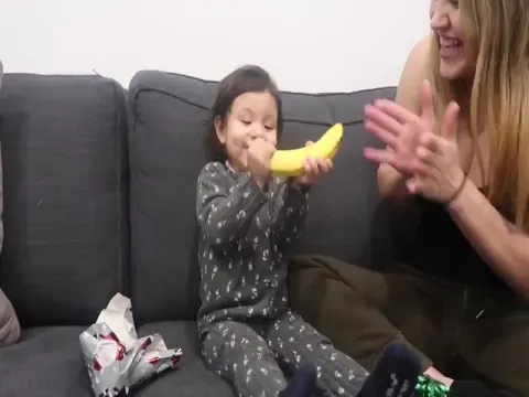 Watch Video: Worst Christmas Gift But Toddler Reaction Awesome - Sakshi
