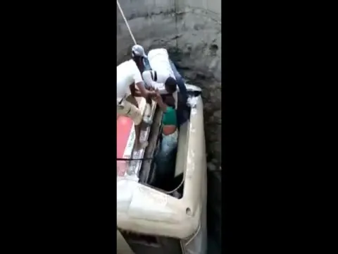 Bus Falls Into Well Near Nashik After Collided With Auto Rickshaw - Sakshi